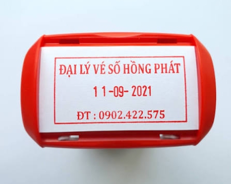 Khắc dấu vuông có nội dung